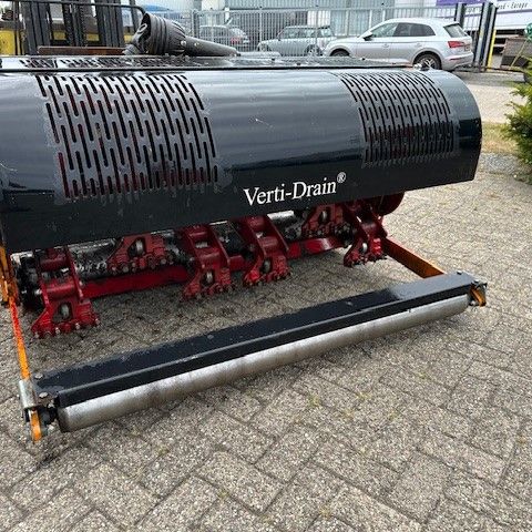 Verti-Drain 2216