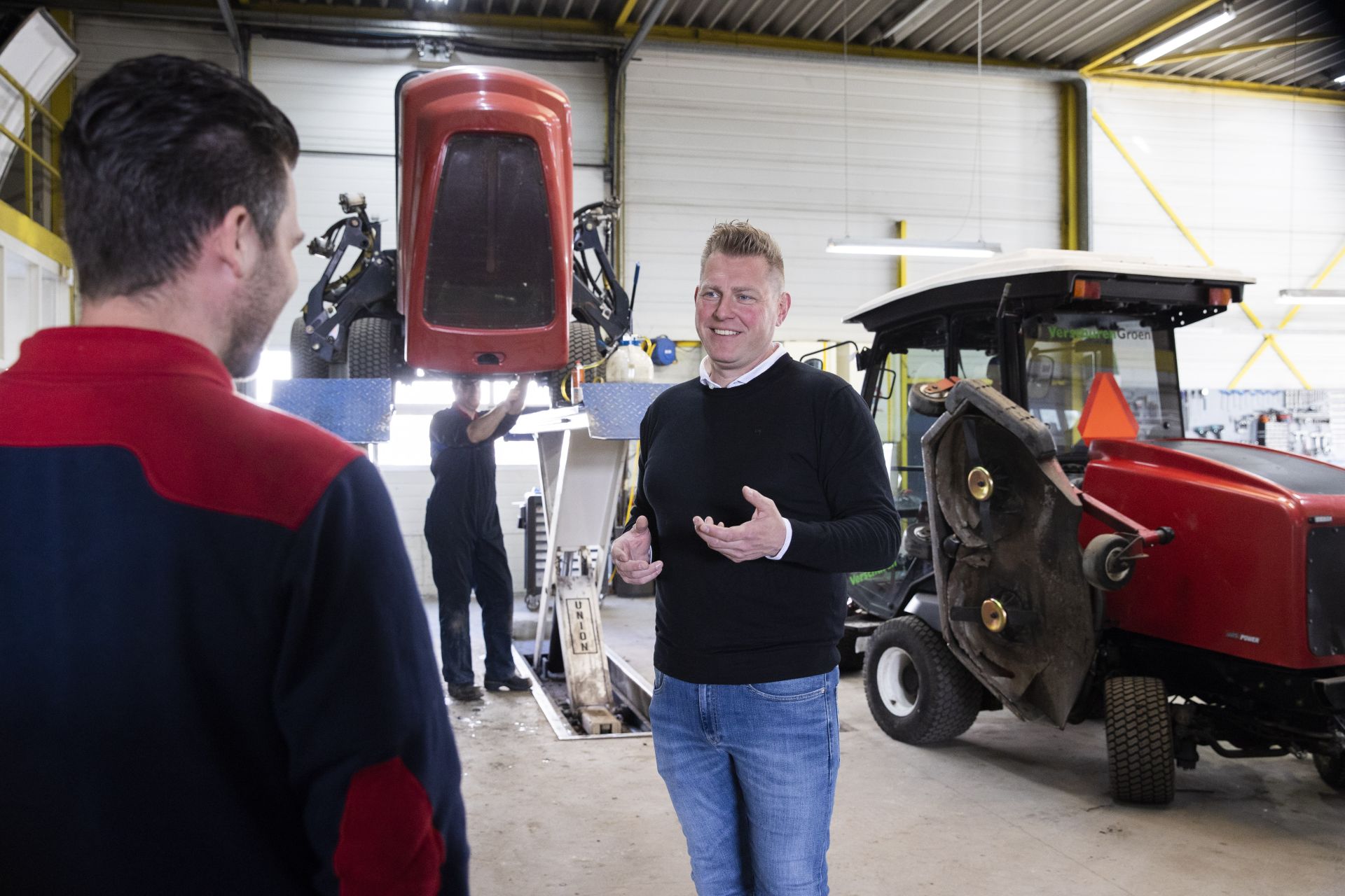 bart megens in werkplaats voor artikel joanknecht